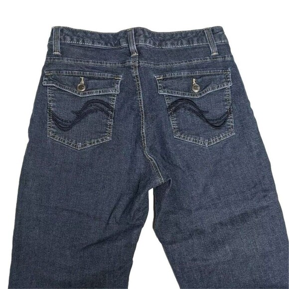 Lee Jeans Women 8 Petite Capri Straight Leg Midrise Blue Dark Wash 8P - Picture 4 of 8